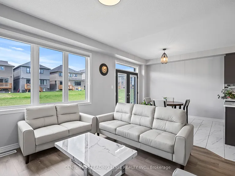 1097 Trailsview Ave — Photo 23