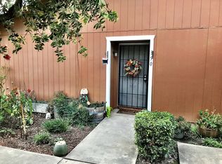 350 N Crenshaw St, Visalia, CA 93291