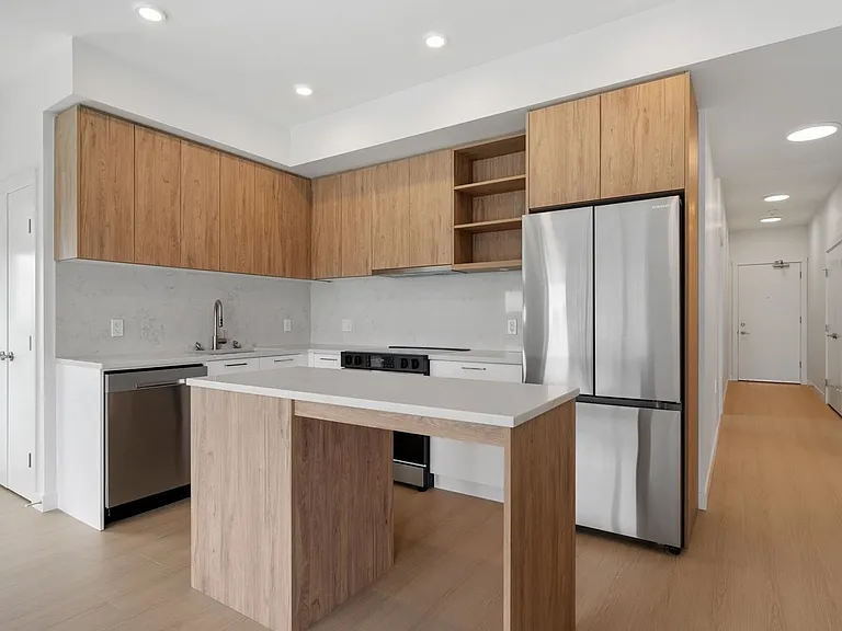 82 1st St #62X — Photo 2