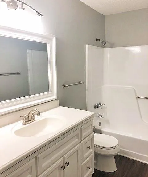 102 Terrace Dr #E — Photo 13