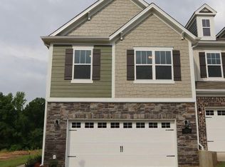 3207 Lilac Grove Dr, Charlotte, NC 28269