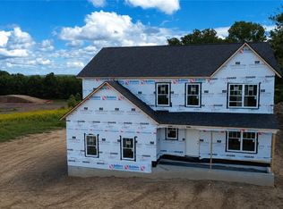 5590 Rolling Meadows Way, Camillus, NY 13031