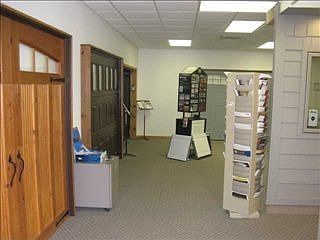 5th image of 510 E Southport Rd