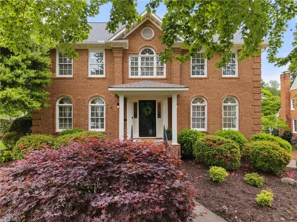 4000 Pemberton Ct, Winston Salem, NC 27106