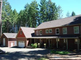 782 Snowberry Rd, Roseburg, OR 97471