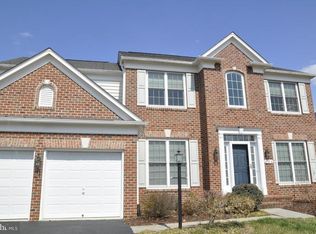 25778 Rawley Springs Dr, Chantilly, VA 20152