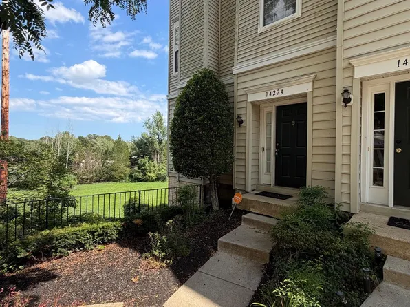14224 Hampshire Hall Ct #G401, Upper Marlboro, MD 20772