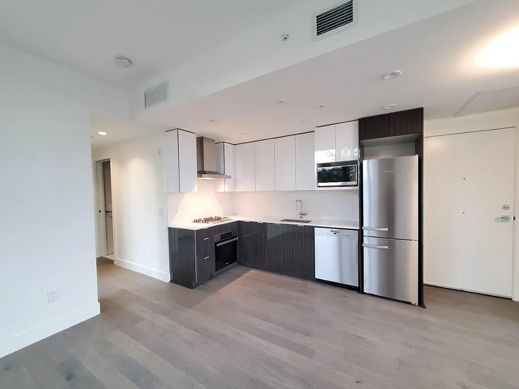 1 bed, 605 sqft, $2,300 — Photo 1