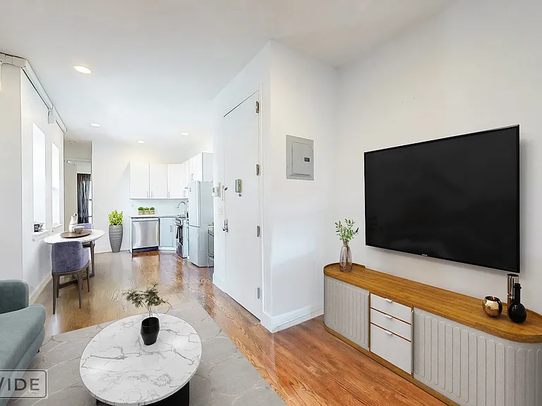 10 Clermont Ave #4R — Photo 5