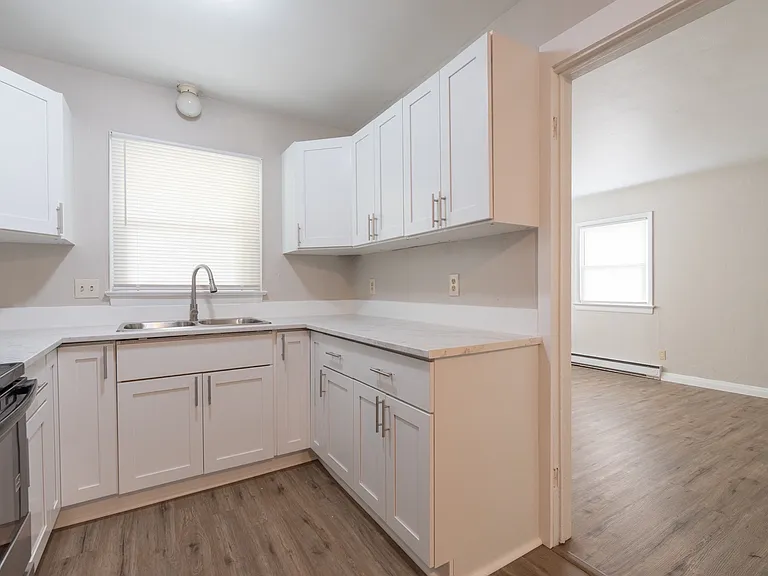 344 Woodview Ave #A — Photo 12