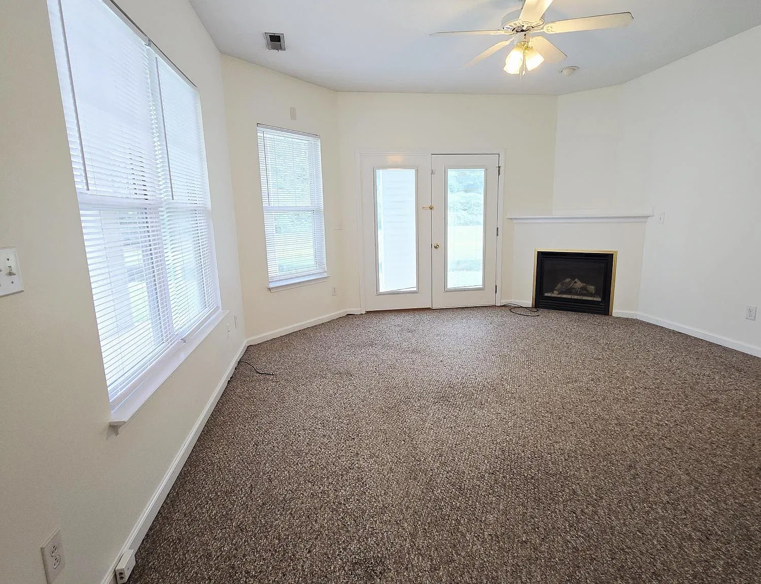 3 bed, 2.0 bath, $1,495 — Photo 4