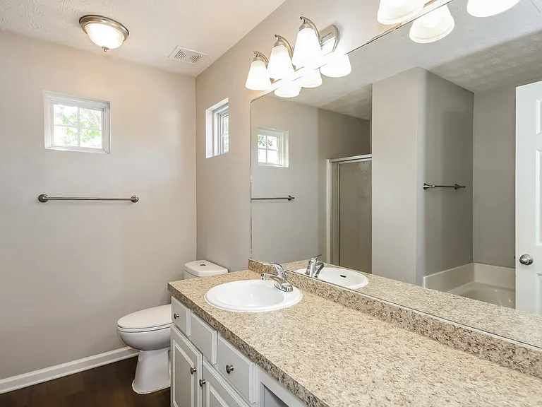 1204 W Oaks Way — Photo 11