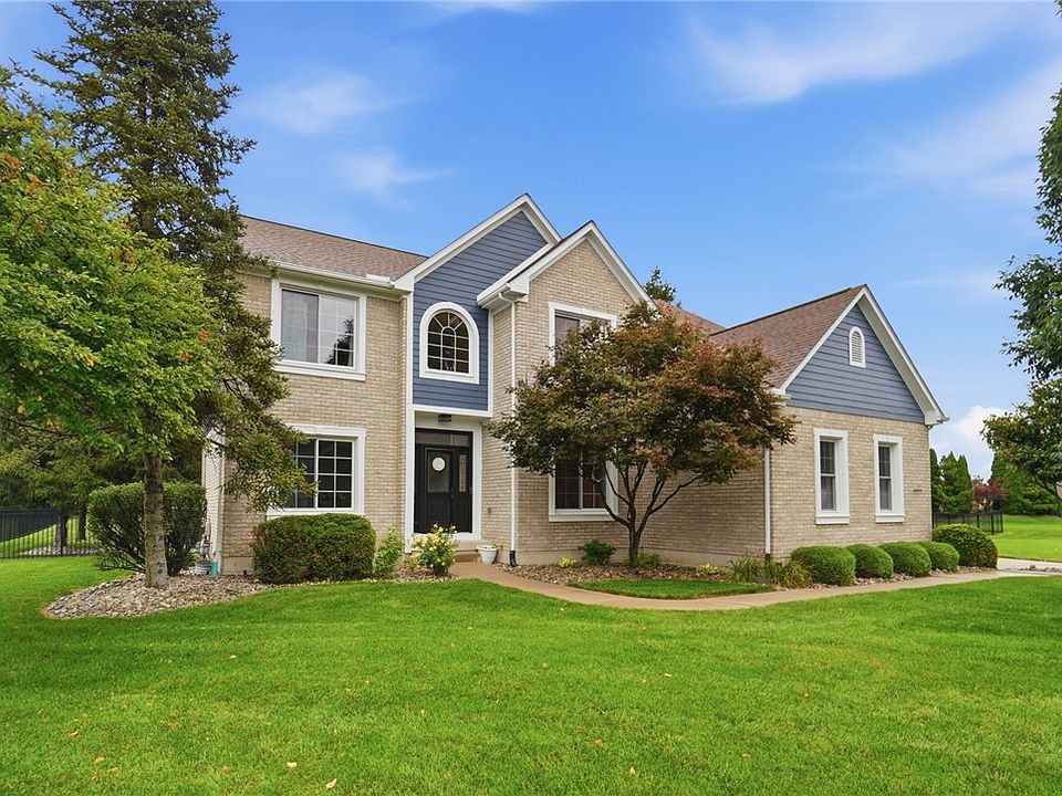 1st image of 7260 Stone Ridge Dr