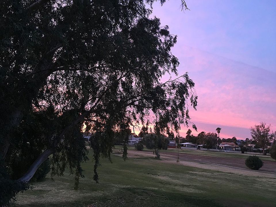 1st image of 2671 Country Club Dr