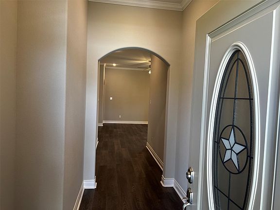 4th image of 603 Moseley Ln