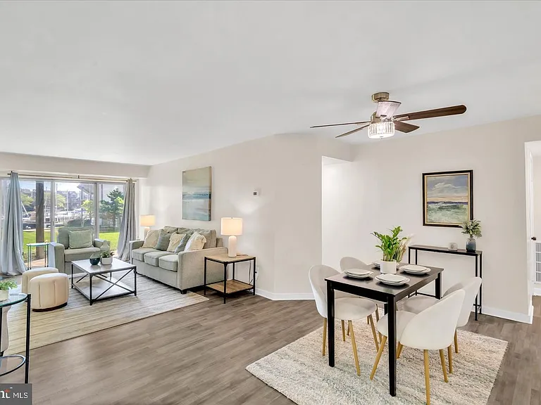7036 Harbour Village Ct #T1 — Photo 9