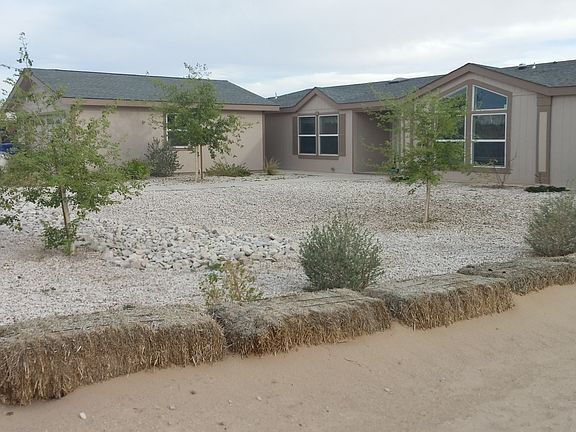 2nd image of 8721 E 35th Pl