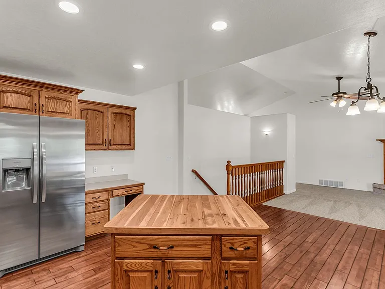 1468 W Flint Meadow Dr — Photo 13