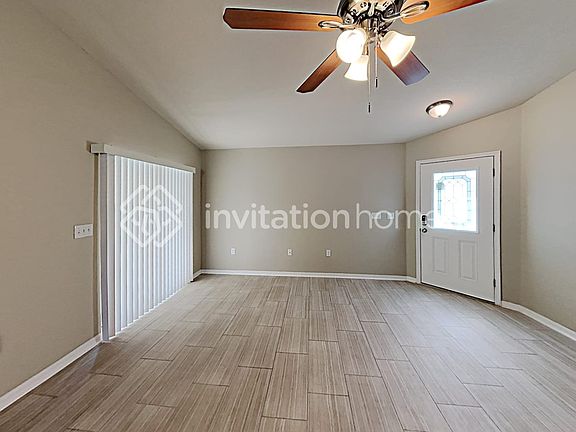 4th image of 4506 Fairway Oaks Dr