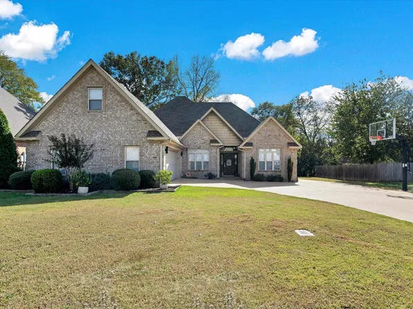 2003 Jamestown Dr, Jonesboro, AR 72404