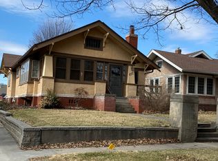 637 N Broadway St, Wahoo, NE 68066