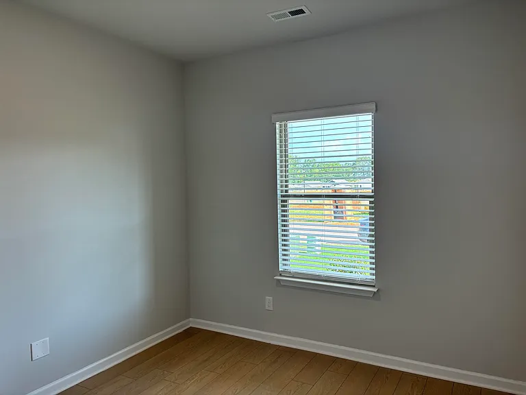 22837 Dashwood Ln — Photo 4