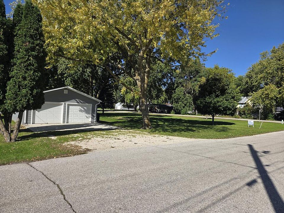 1st image of 1020 7th St