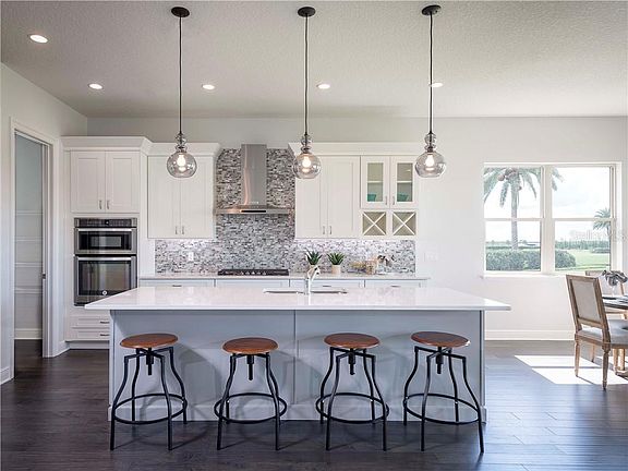 3rd image of 10324 Royal Island Ct