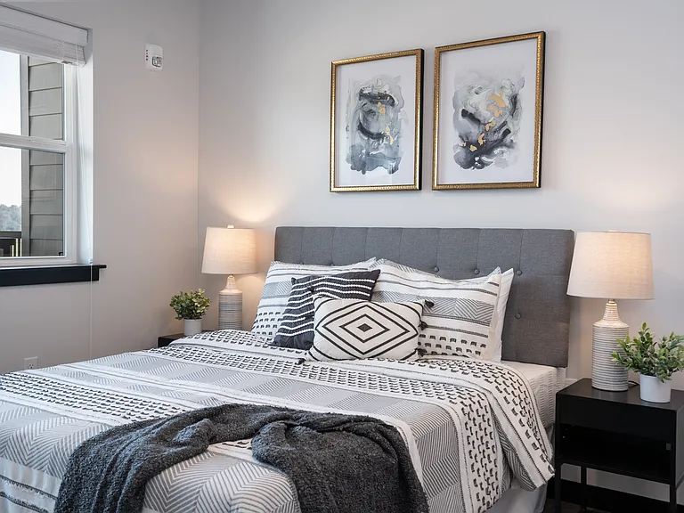 The Outpost Apartments — Photo 32