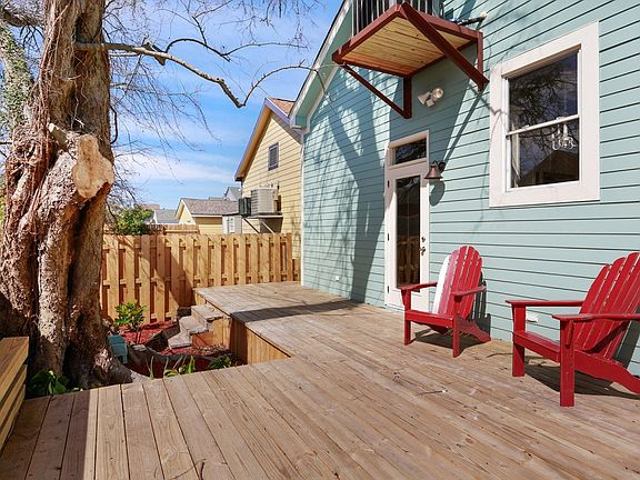 3rd image of 2808 Saint Ann St