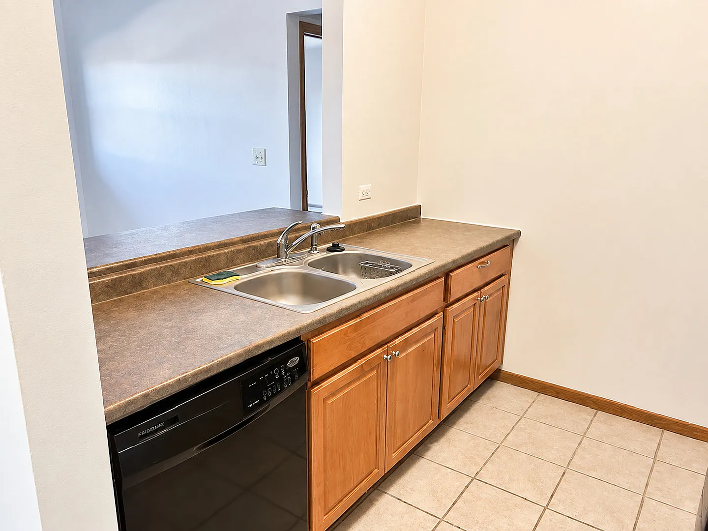 1 bed, 661 sqft, $1,500 — Photo 2