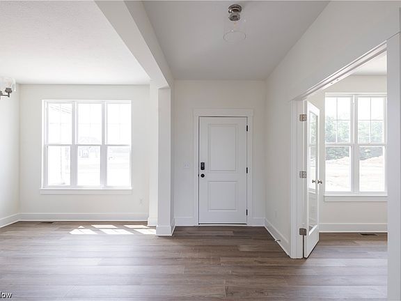 2nd image of 6361 Buttercup Ln