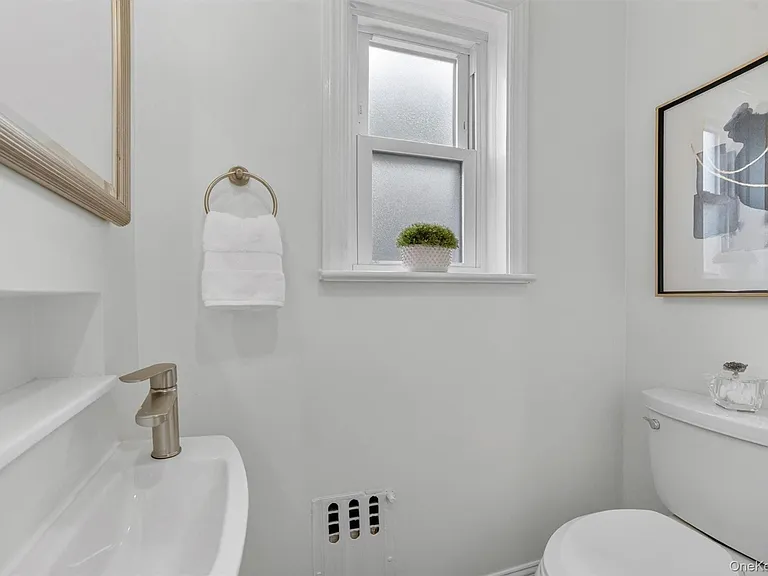 163 Saint Nicholas Ave — Photo 17