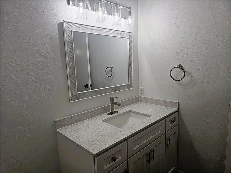 921 Marine Dr #227 — Photo 13