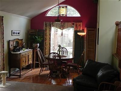 4th image of 8458 Pastori Way