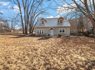 421 Hoffman St E, Cannon Falls, MN 55009