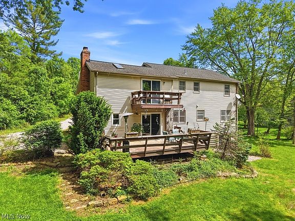 2nd image of 838 Glencrest Rd
