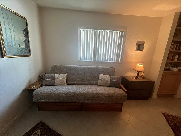 3177 Clifford St — Photo 17