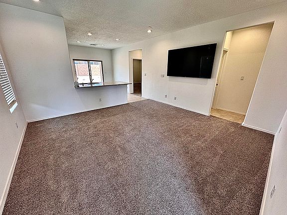 3rd image of 275 Prism Ave SW