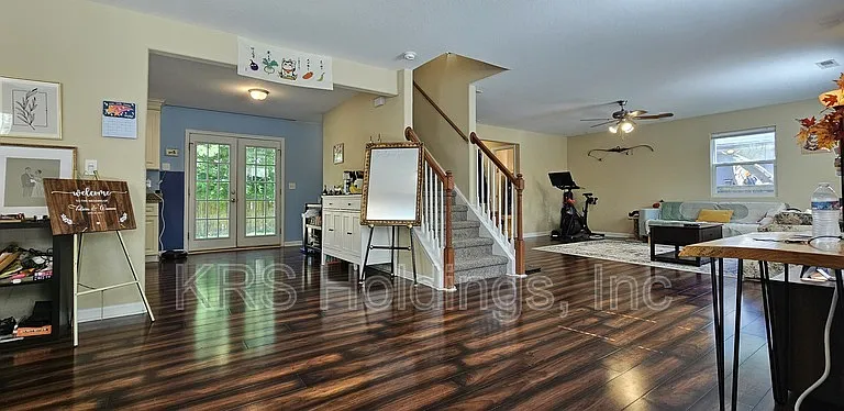 7721 Cortlandt Pl — Photo 6