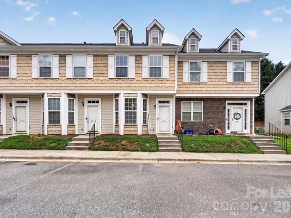 5705 Erin Dr, Dallas, NC 28034