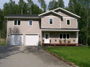 3390 Arthor Ct, Fairbanks, AK 99709