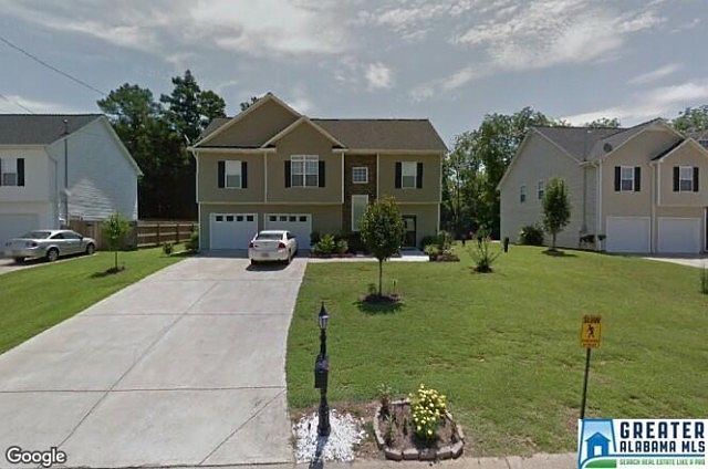 2nd image of 227 Lincoln Oaks Dr