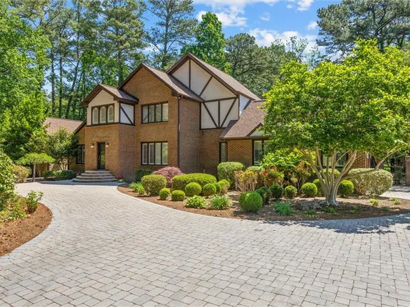 1276 Hebden Cv, Virginia Beach, VA 23452