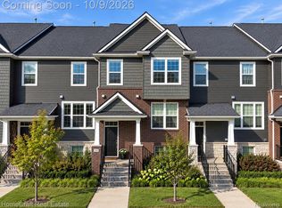 220 N Sydney Ct, Plymouth, MI 48170