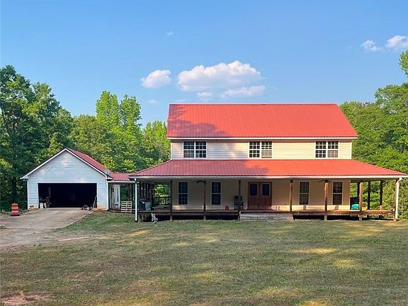 4th image of 1111 Rehoboth Road