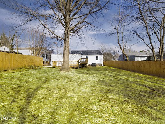 2nd image of 2547 Greenfield Ln
