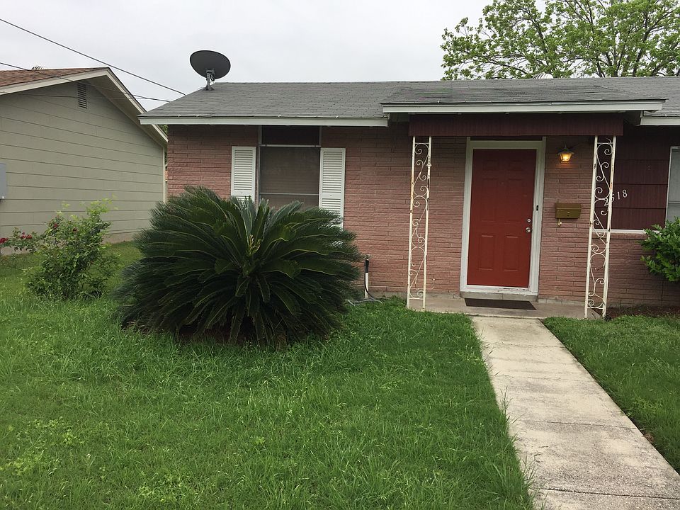 Front of house Lt of door