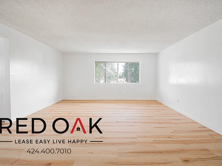 401 Raymond Ave #13 — Photo 4