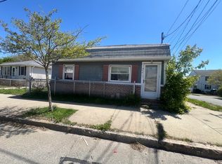 294 Mount Pleasant St, New Bedford, MA 02746